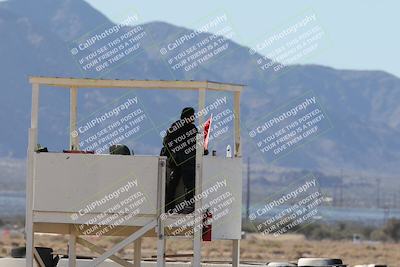 media/Dec-01-2025-Moto Forza (Mon) [[2daa91e15f]]/2-Intermediate Group/Session 3 (Turn 7 Inside Pans)/